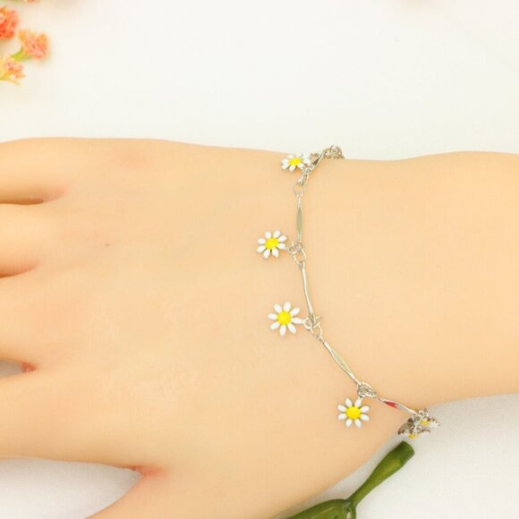 "New Beautiful Design Bracelet for Women/Girls, Gift, B993 - Picture 3 of 5